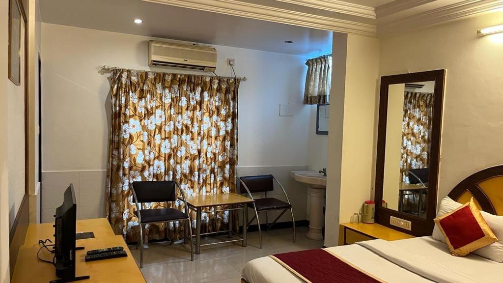 Ganga Sagar Hotel バンガロール エクステリア 写真